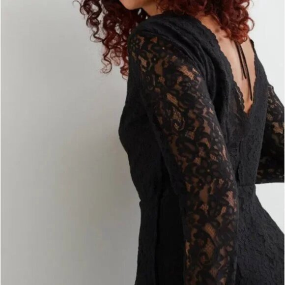 H&M Black Lace Bodycon Deep V-neck Mini Dress Long Sleeves (Size 14) - Picture 6 of 16